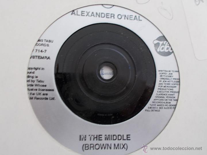 Discos de vinilo: ALEXANDER O&acute;NEAL. IN THE MIDDLE. - Foto 2