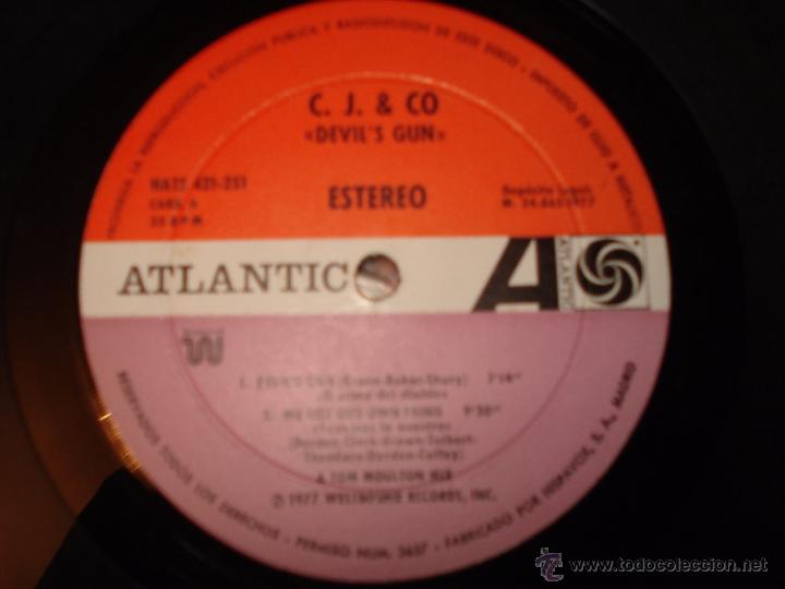 Discos de vinilo: C.J. & CO. - DEVIL&acute;S GUN - Foto 3