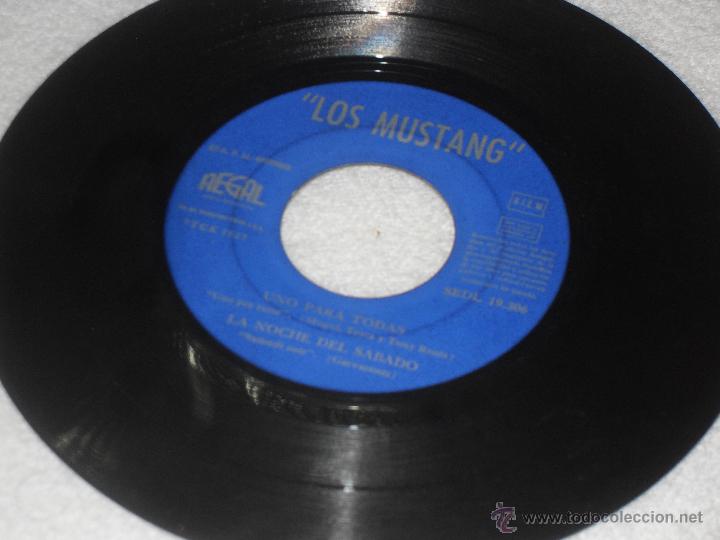 Discos de vinilo: LOS MUSTANG EP. TELSTAR. DEFECTUOSO. - Foto 2
