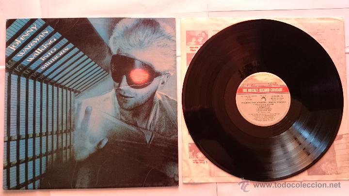 Discos de vinilo: JOHNNY WARMAN - WALKING INTO MIRRORS (1981) - Foto 1