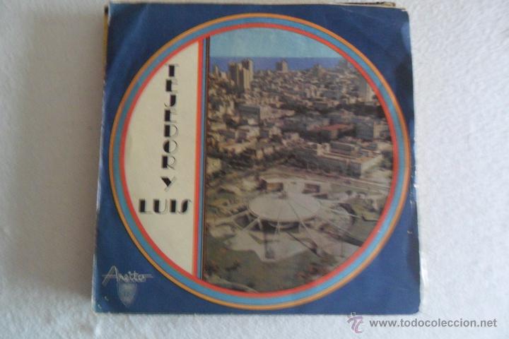 Disques de vinyle: TEJEDOR Y LUIS -SOLO CON MI VIVIR + 3 EP