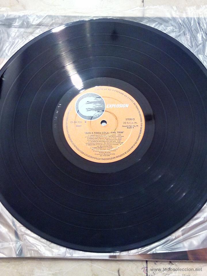 Discos de vinilo: LP PHIL TRIM - RON & COCA COLA - EXPLOSI&Oacute;N 1980. - Foto 7