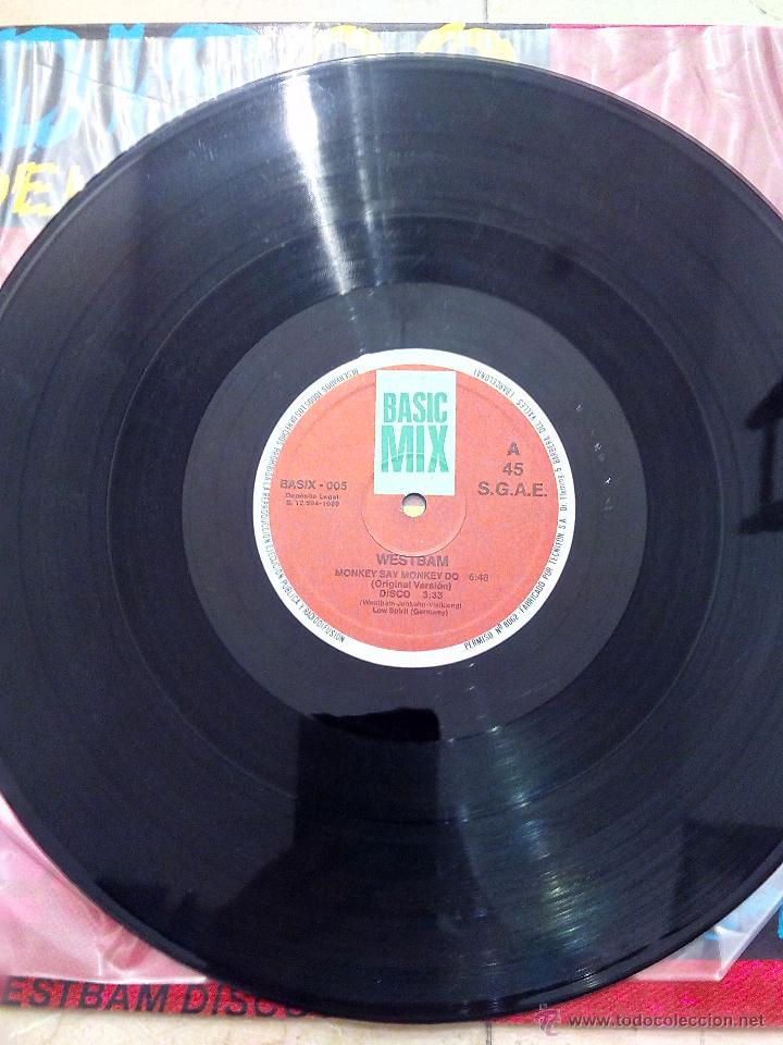 Discos de vinilo: MAXI SINGLE WESTBAM - DISCO DEUTSCHLAND - MONKEY SAY MONKEY DO - BASIC MIX 1989. - Foto 4