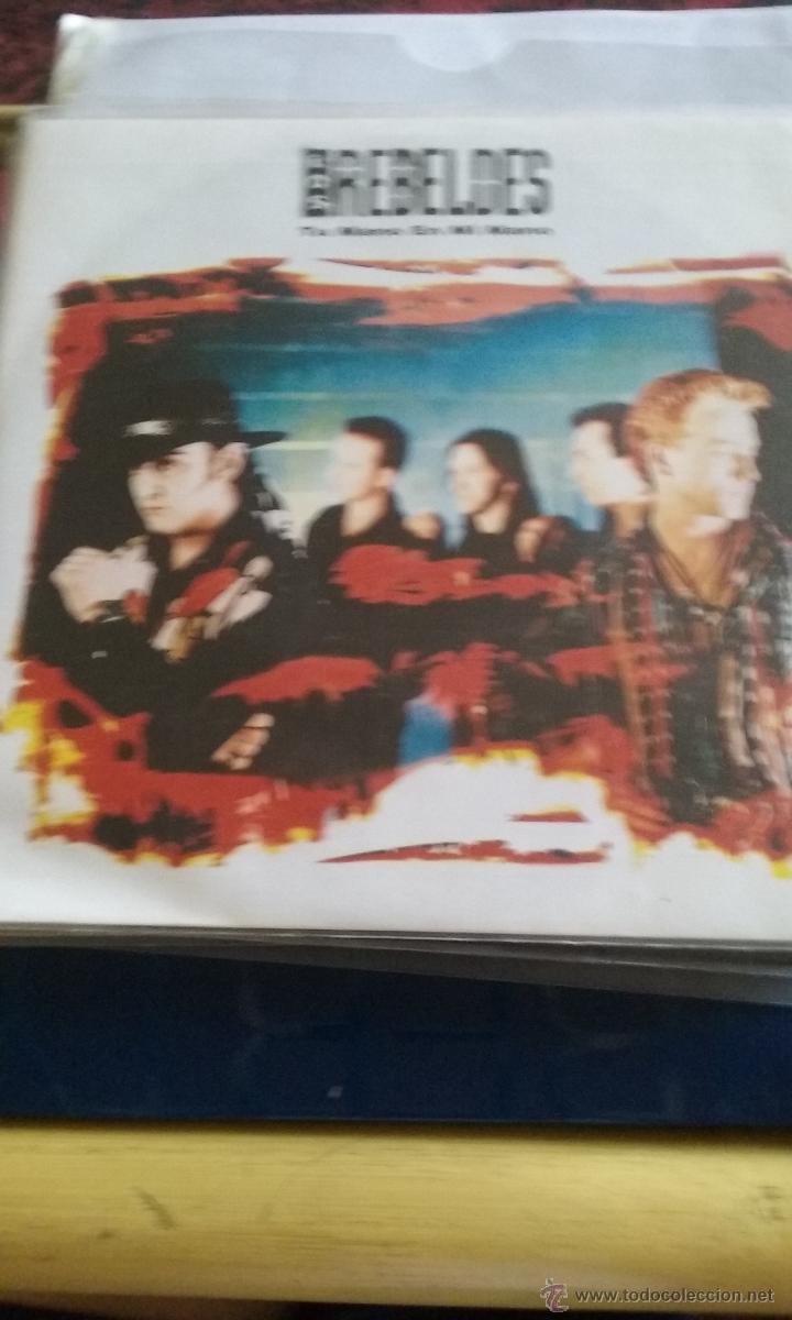 Disques de vinyle: SG LOS REBELDES.Tu mano en mi mano. EPIC 1991. PROMO