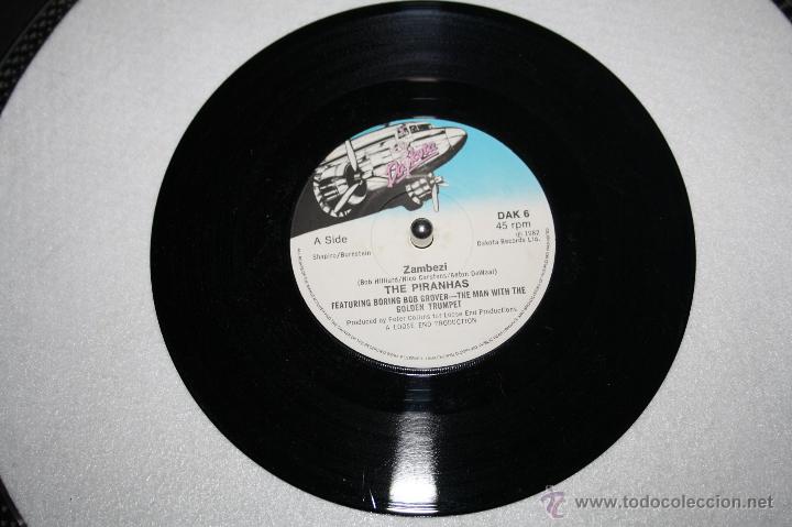 Discos de vinilo: THE PIRANHAS Who needs you - Darakbukkus / Zambezi  DAKOTA dak6, 1982 (Ska - Rock, new wave 80&acute;s) EX