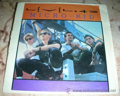 Discos de vinilo: LEVEL 42 - SINGLE - MICRO -KID - STANDING IN THE LIGHT - 1984 - Foto 1