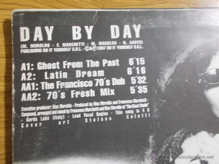 Discos de vinilo: REGINA DAY BY DAY. MAXI 12 - Foto 2