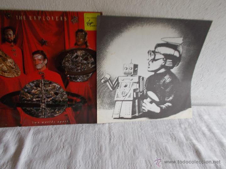 Discos de vinilo: THE EXPLORERS Two Worlds Apart - Foto 2