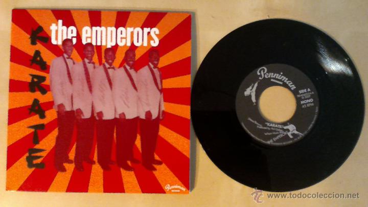 Discos de vinilo: THE EMPERORS -KARATE- SINGLE 7 2007 PENNIMAN RECORDS - Foto 1