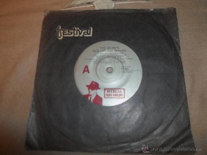 Discos de vinilo: THE GO GOS OUR LIPS ARE SEALED - Foto 1