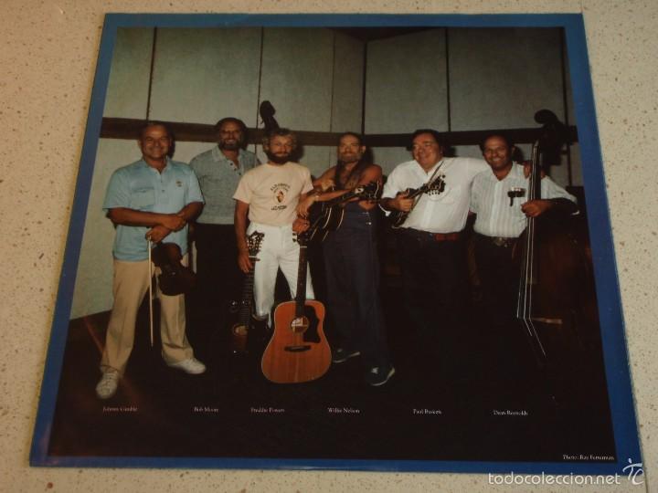 Discos de vinilo: Willie Nelson &lrm;&ndash; Somewhere Over The Rainbow Holanda,1981 CBS - Foto 3