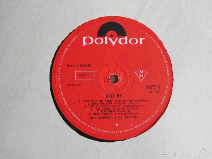 Discos de vinilo: Bert Kaempfert and His Orchestra Hold me - Foto 5