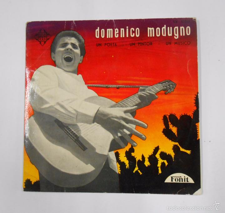 Discos de vinil: DOMENICO MODUGNO Y SU CONJUNTO. LAZZARELLA. MOGLI PERI COLOSE. IO MAMETA E TU... TDKDS6