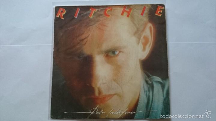 Discos de vinilo: RITCHIE - PELO INTERFONE / V&Ocirc;O DE CORA&Ccedil;&Acirc;O (1983) - Foto 1