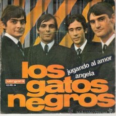 Discos de vinilo: LOS GATOS NEGROS: JUGANDO AL AMOR / ÁNGELA (1967). VERGARA 45.185-A. SINGLE VINILO.