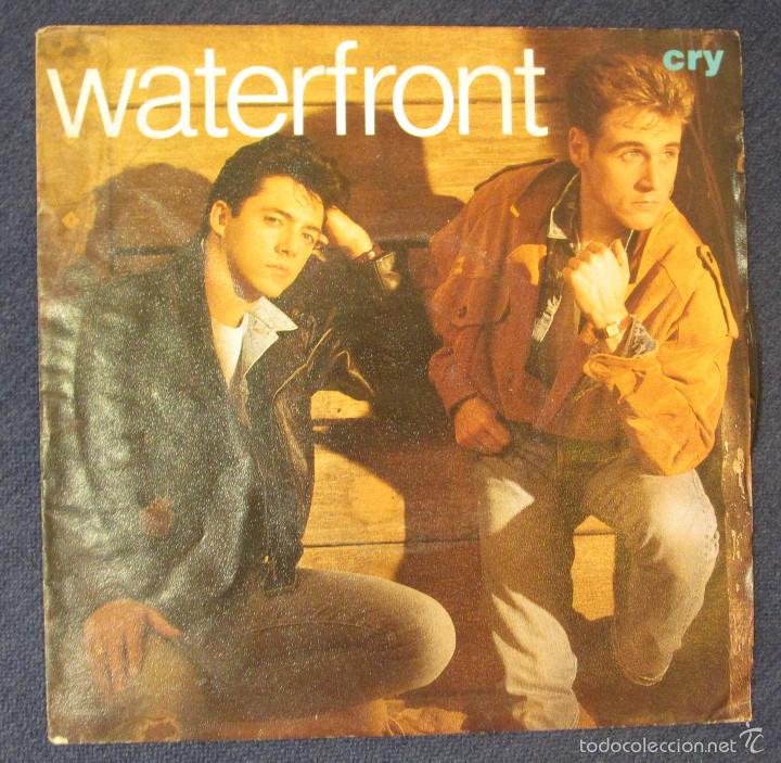 Discos de vinilo: SINGLE - WATERFRONT - CRY - SAVED - MADE IN GERMANY 1988 - Foto 1