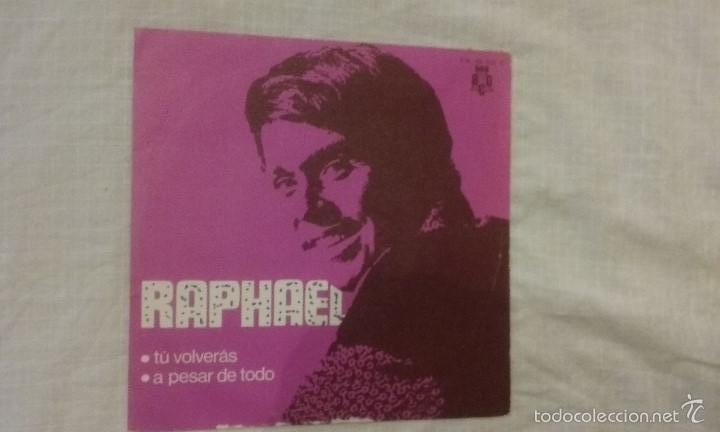 Discos de vinilo: DISCOS SINGLE RAPHAEL-VICTOR MANUEL-MIGUEL RIOS- FORMULA V - Foto 1