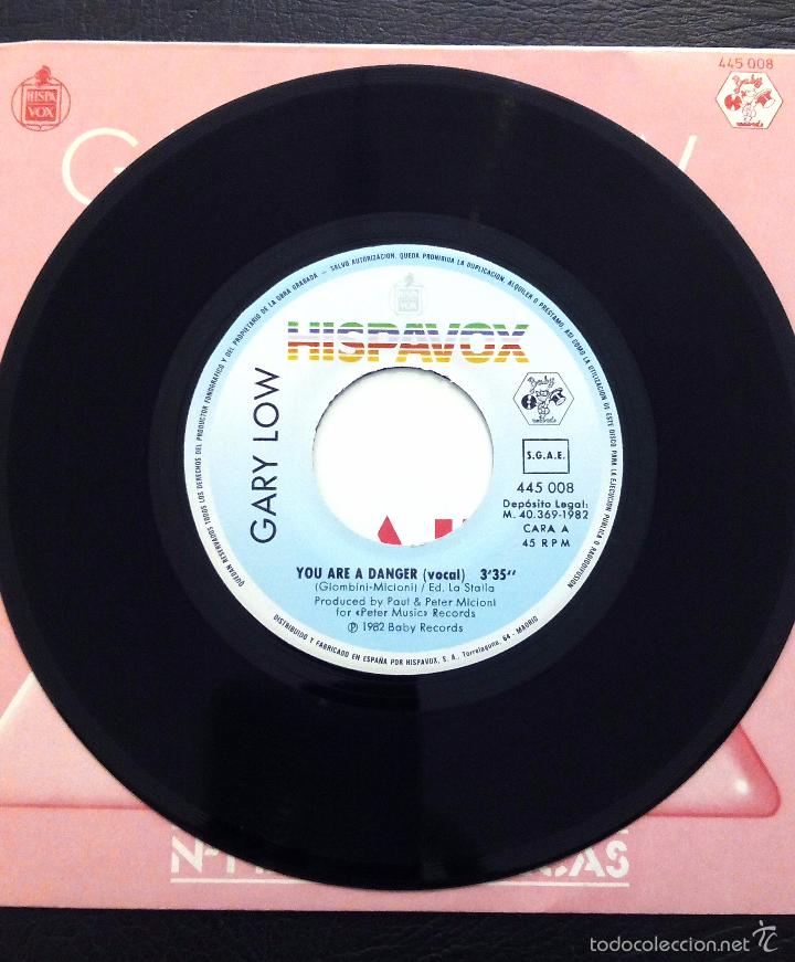 Discos de vinilo: SINGLE GARY LOW - YOU ARE A DANGER - HISPAVOX 1982. - Foto 3