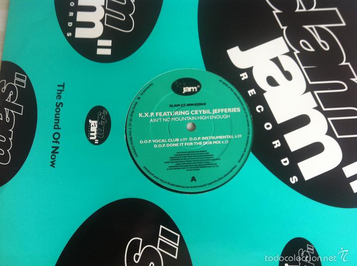 Discos de vinilo: 12 MAXI-K.X.P.AINT NO MOUNTAIN HIGH ENOUGH - Foto 1