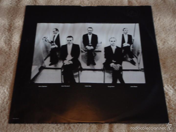Discos de vinilo: MEN AT WORK ( CARGO ) 1982/1983 - HOLANDA LP33 CBS - Foto 3