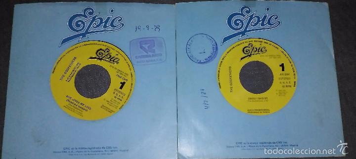 Discos de vinilo: LOTE DOS SINGLES THE GODFATHERS - Foto 1