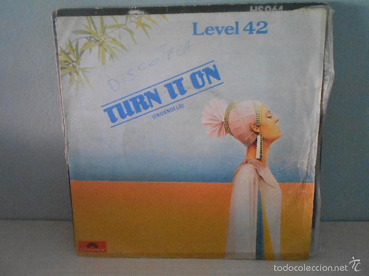 Discos de vinilo: LEVEL 42 - TURN IT ON - Foto 1