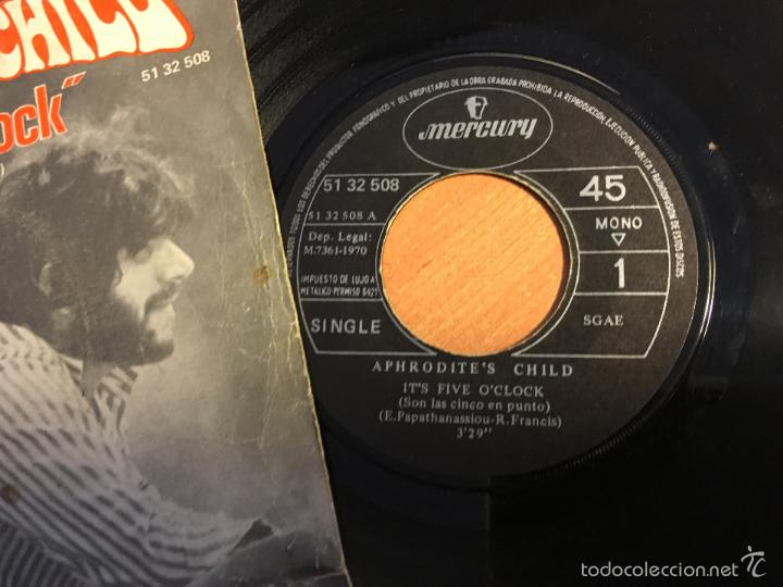 Discos de vinilo: APHRODITES CHILD (ITS FIVE OCLOCK) SINGLE ESPA&Ntilde;A 1970 (EPI2) - Foto 2