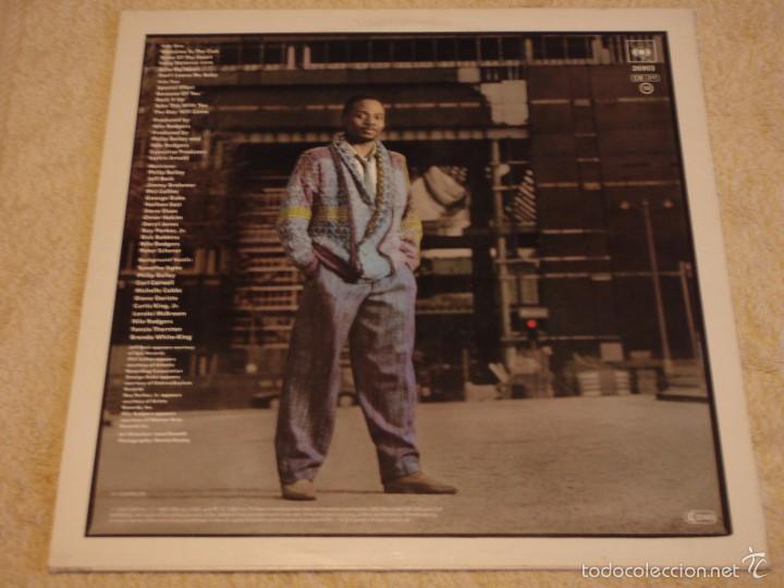 Discos de vinilo: PHILIP BAILEY ( INSIDE OUT ) 1986 - HOLANDA LP33 CBS - Foto 2