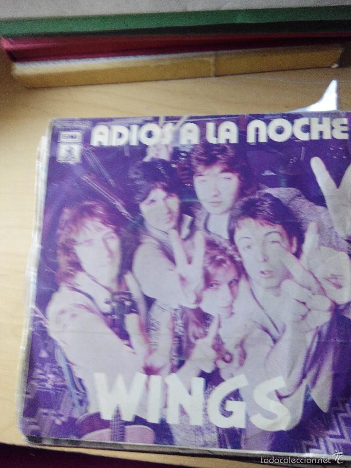 Discos de vinilo: WINGS - ADIOS A LA NOCHE - SINGLE VINILO - Foto 1