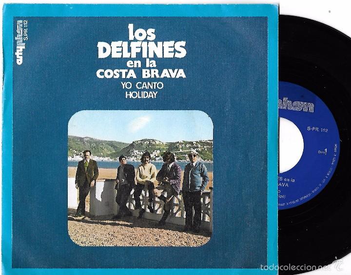 Discos de vinilo: DELFINES, LOS: LOS DELFINES EN LA COSTA BRAVA: YO CANTO / HOLIDAY - Foto 1
