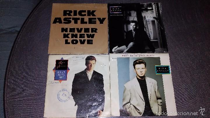 Discos de vinilo: LOTE 4 SINGLES DE RICK ASTLEY - Foto 1