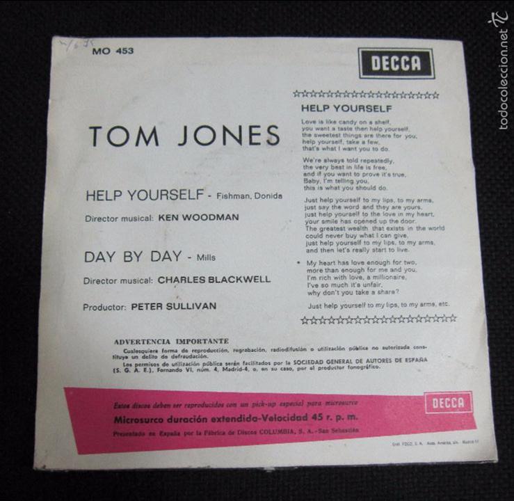 Discos de vinilo: SINGLE. TOM JONES. HELP YOURSELF DAY BY DAY. - Foto 2