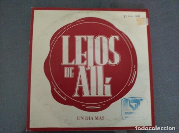 Discos de vinilo: LEJOS DE ALLI LOTE 7 SINGLES - Foto 7