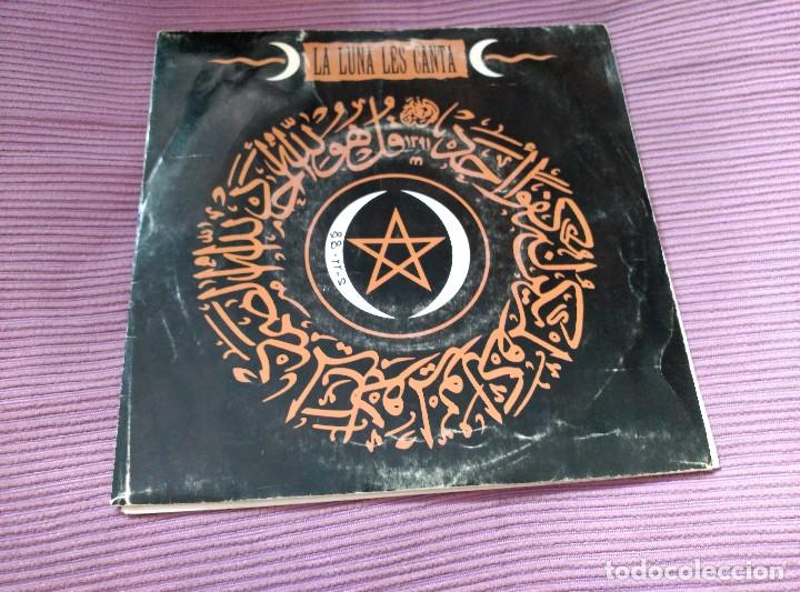 Discos de vinilo: LA LUNA LES CANTA LOTE 3 SINGLES - Foto 3