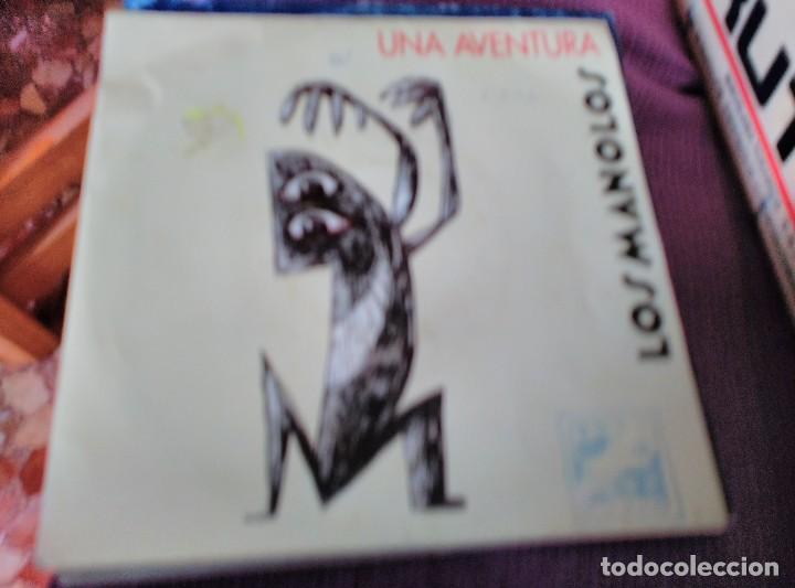 Discos de vinilo: LOS MANOLOS LOTE 3 SINGLES - Foto 2
