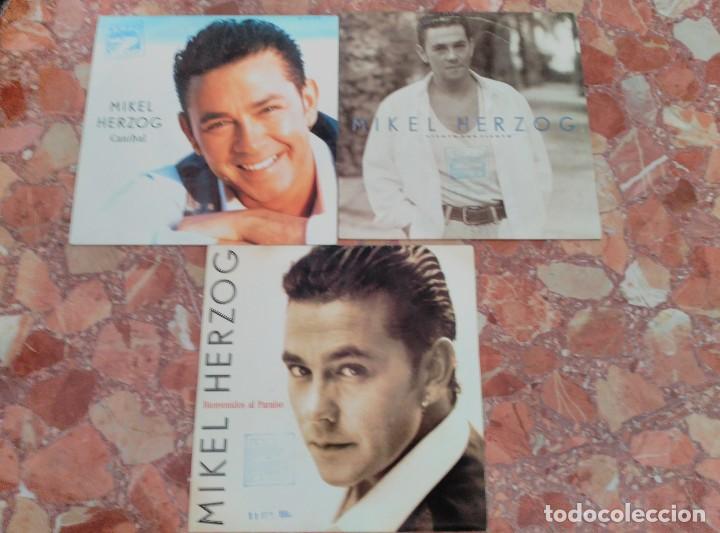 Discos de vinilo: MIKEL HERZOG LOTE 3 SINGLES - Foto 1