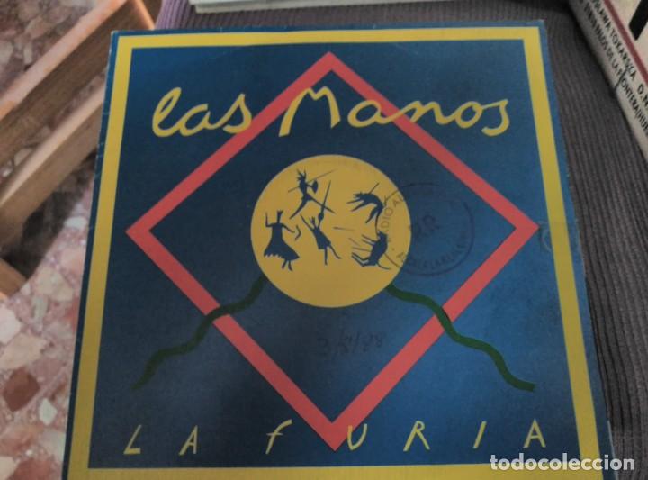 Discos de vinilo: LAS MANOS LOTE 2 SINGLES - Foto 2