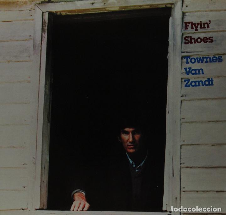 Discos de vinilo: LP TOWNES VAN ZANDT FLYING SHOES VINILO AZUL LIMITADO