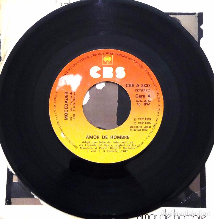 Discos de vinilo: SINGLE MOCEDADES - AMOR DE HOMBRE - CBS 1982. - Foto 3