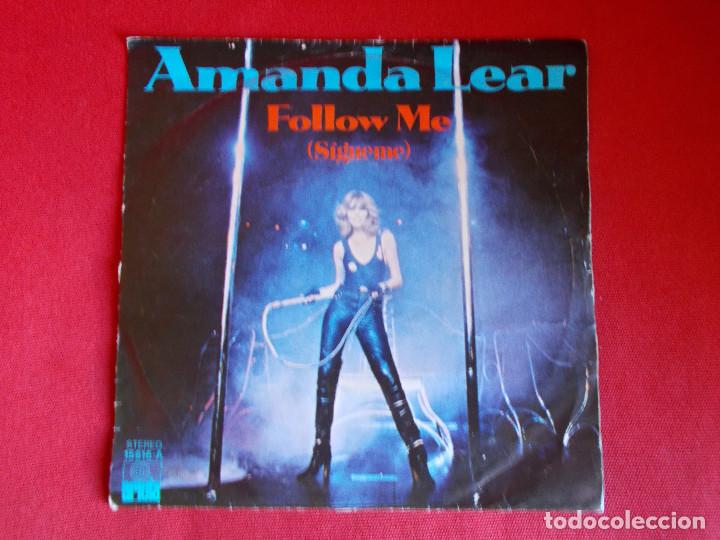 Discos de vinilo: AMANDA LEAR - FOLLOW ME (SIGUEME) - SG - 1978 - Foto 1