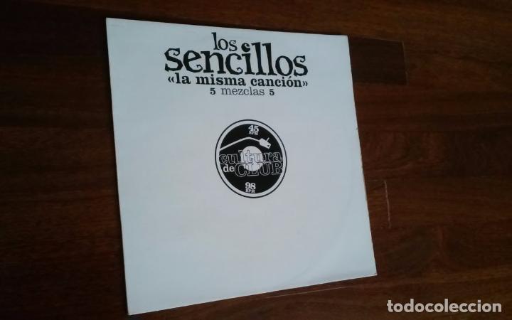 Discos de vinilo: Los sencillos-la misma cancion.maxi - Foto 1