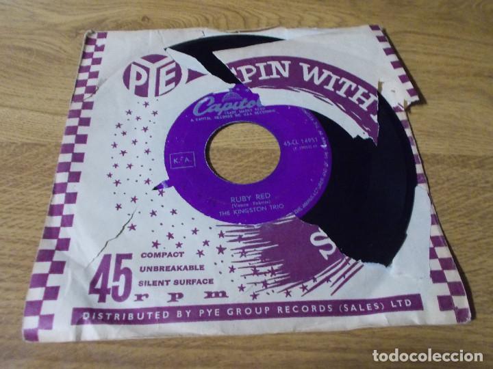 Discos de vinilo: THE KINGSTON TRIO. RUBY RED. TOM DOOLEY. - Foto 1