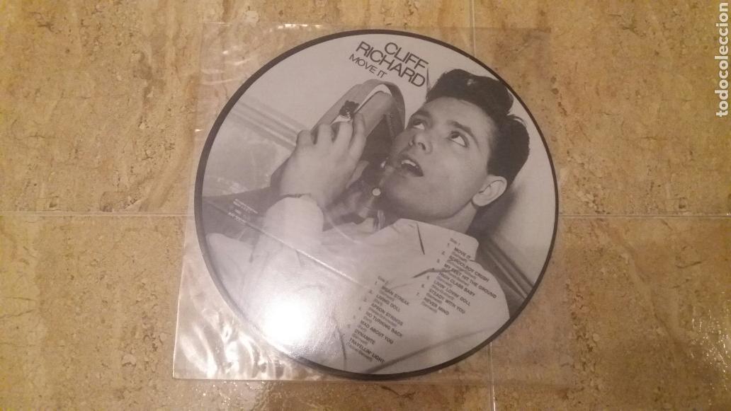 Discos de vinilo: CLIFF RICHARD .MOVE IT. LP 1985.PICTURE DISC. - Foto 1