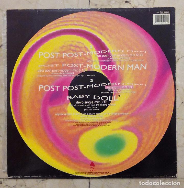 Discos de vinilo: MAXI SINGLE DEVO - POST POST-MODERN MAN - HISPAVOX 1990. - Foto 2