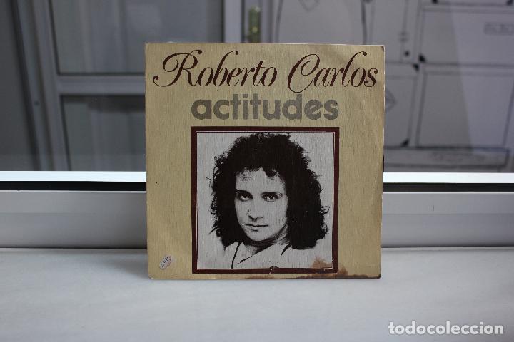 Discos de vinilo: SINGLE ROBERTO CARLOS. ACTITUDES - LA VENTANA. - Foto 1