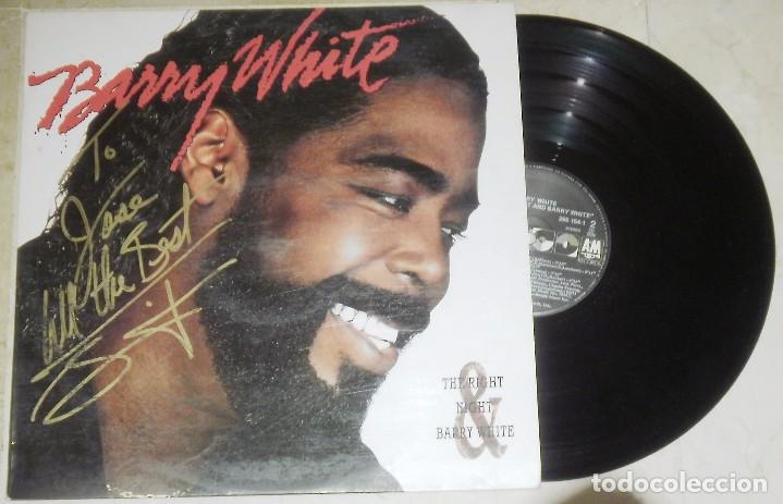 Discos de vinilo: LP barry white - The Right & Night - Foto 1