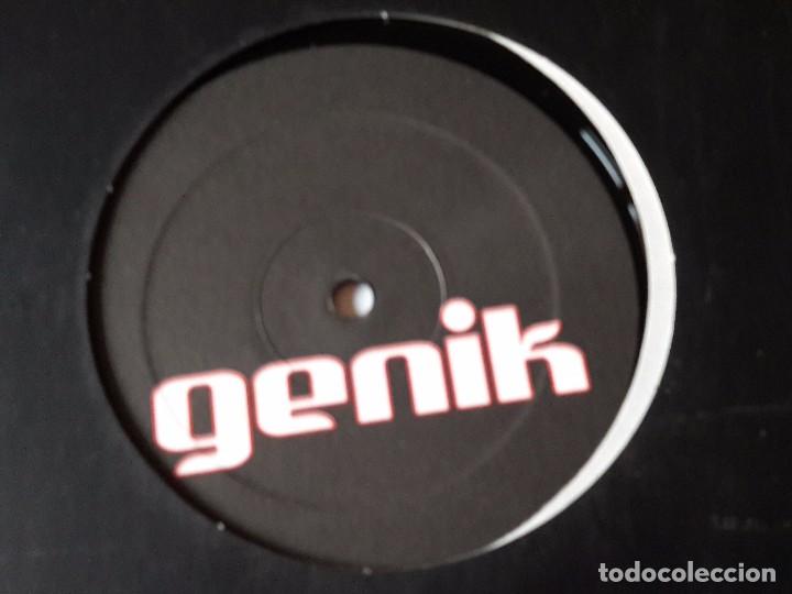 Discos de vinilo: Unknown Artist - Genik - 2001 - Foto 1