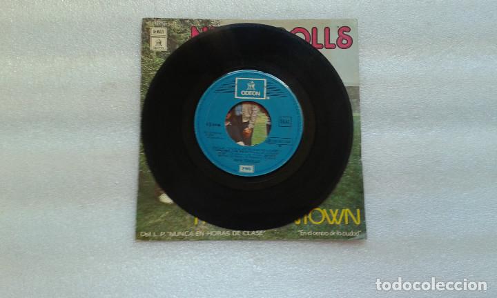 Discos de vinilo: NEW TROLLS - IT&acute;S DOWNTOWN    SINGLE 1978   EDICION ESPA&Ntilde;OLA - Foto 2