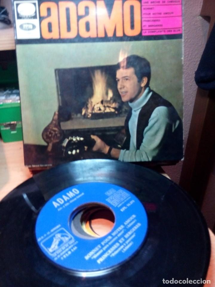 Discos de vinilo: ADAMO - UNE NMECHE DE CHEVEUX - EP. 1966 - Foto 1