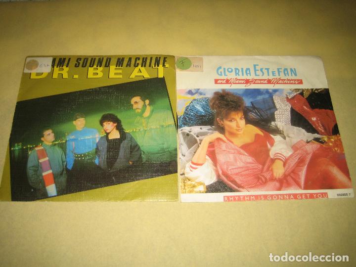Discos de vinilo: GLORIA ESTEFAN - LOTE DE DOS SINGLES - Foto 1